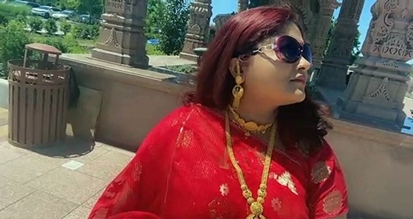 Show the temple