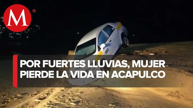 Lluvias en Acapulco dejan una muerta y arrastran tres vehículos