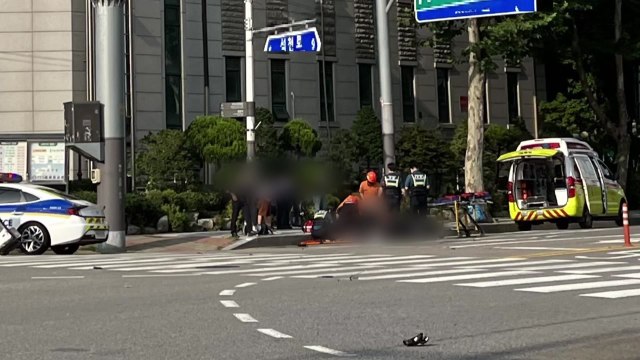 경기 부천시에서 오토바이·버스 추돌...5명 다쳐 / YTN