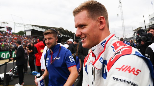 VOICI : Michael Schumacher : son frère Ralf s'en prend à son fils Mick, fruit de ses amours avec Corinna