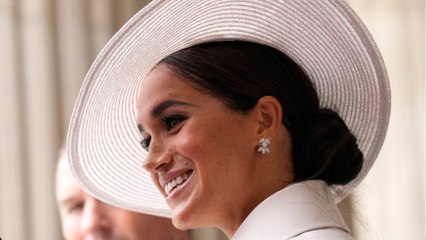 VOICI : Meghan Markle fête ses 41 ans : comment a-t-elle rencontré le prince Harry ?