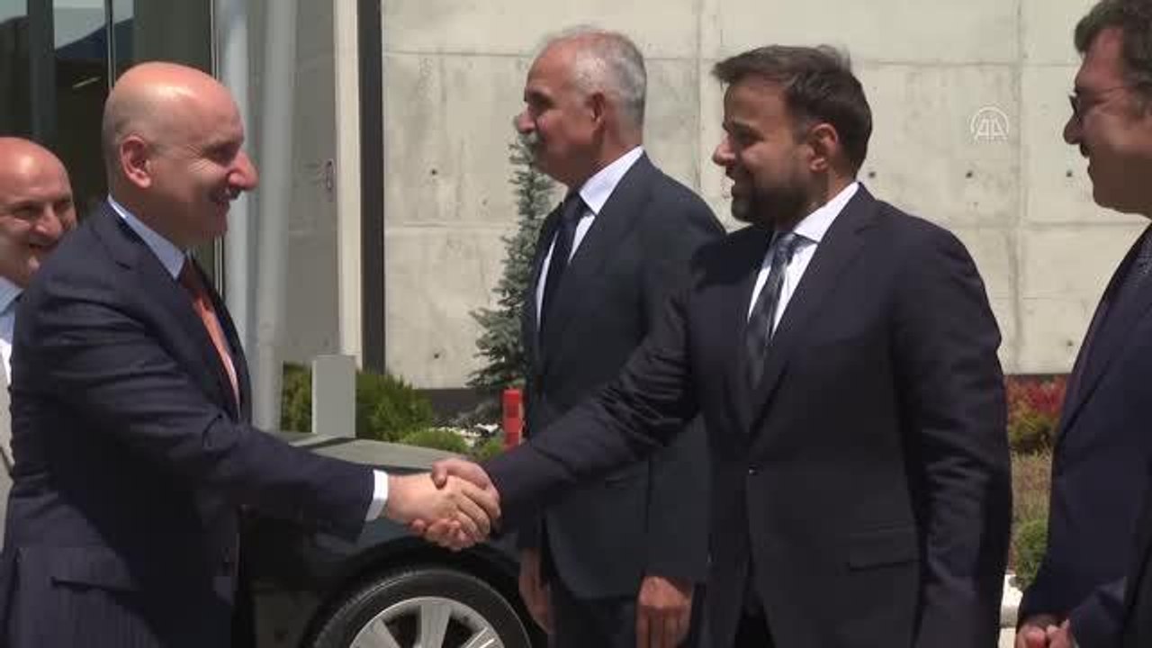 Bakan Karaismailoğlu: "Türksat 6A'yı uzaya fırlattığımızda Türkiye, uzayda kendi uydusuyla temsil edilen ilk 10 ülkeden birisi olacak"