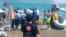 Marmaris'te sürat teknesi tekne dolmuşa çarptı 1 ölü 3 yaralı