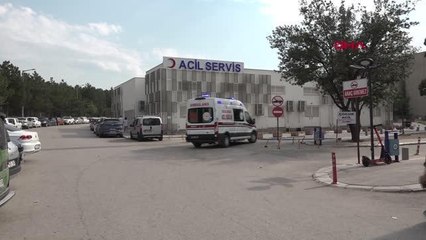 PARAŞÜTÜ AÇILMADIĞI İÇİN ZEMİNE ÇAKILAN EĞİTMEN ASTSUBAY, AĞIR YARALI