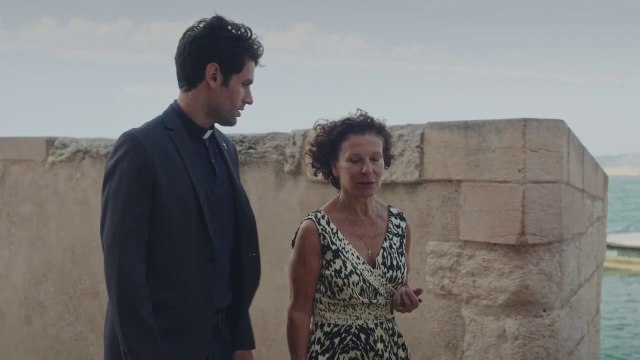 Plus belle la vie : [Indiscrétion] - Le geste tendre du Père Luc pour Mirta