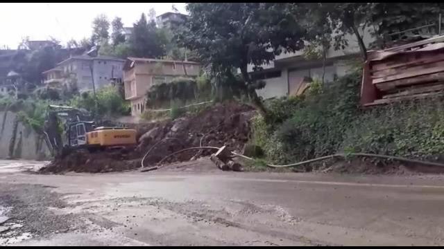 Rize yerel haberi... Rize'de Arazisi İstimlak Edilen Kezban Yılmaz: Hayvanlarımı Çankaya'ya mı Götüreyim? Külliyeyi mi Ahır Yapacaklar?