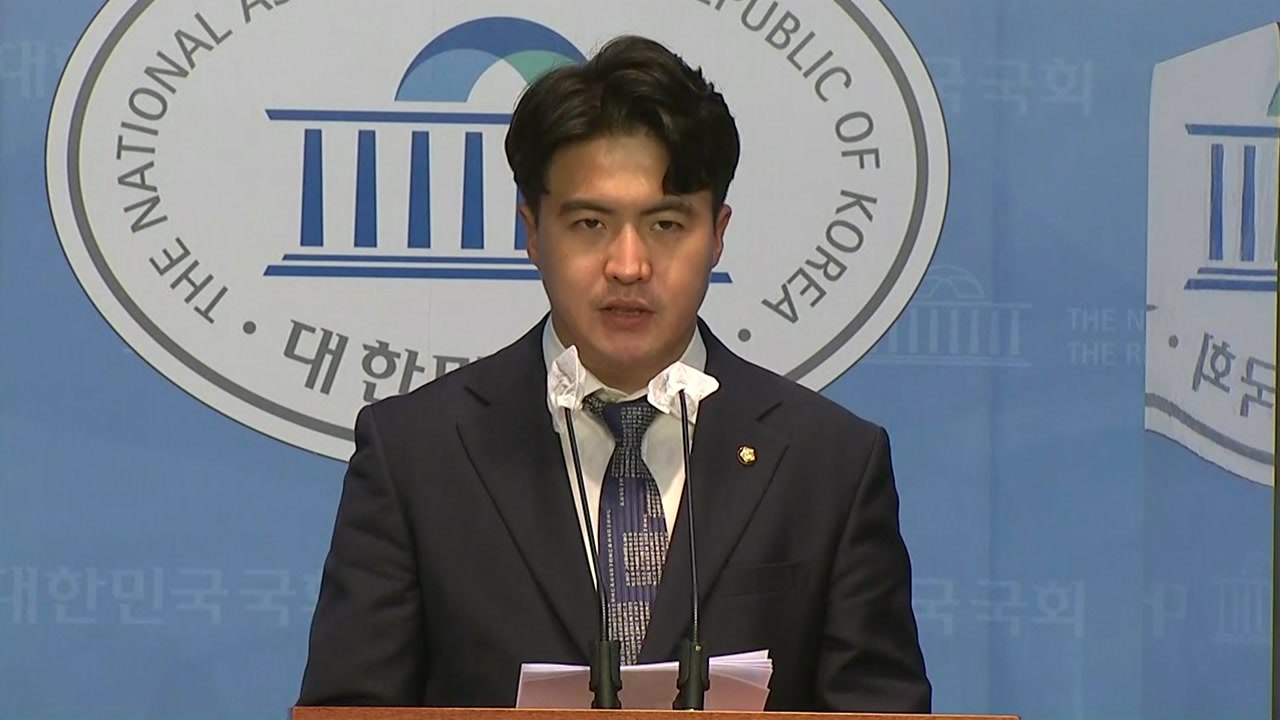 野 "尹, 펠로시 의전 참사...세계적 망신거리" / YTN