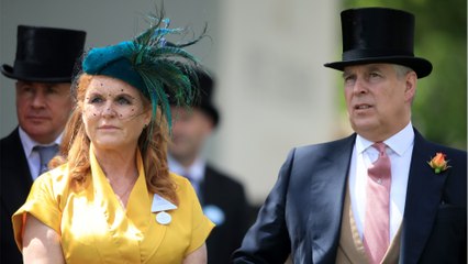 GALA VIDEO - Sarah Ferguson asphyxiée financièrement ? Elle s’offre une maison à 6 millions d’euros !