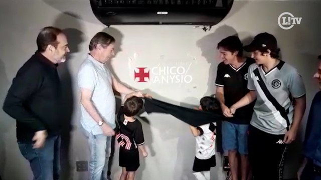 Na inauguração da sala Chico Anysio, Bruno Mazzeo lembra placa retirada por Eurico Miranda no Vasco