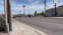 VIDEO: Choque múltiple involucra a vehículo con migrates en El Paso
