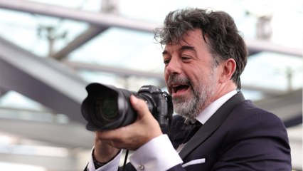 VOICI - "Ils sont assez demandeurs" : Stéphane Plaza bientôt dans une série sur Netflix ?