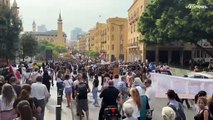 Beirut: crollano i resti del porto, manifestanti contro l'élite al potere