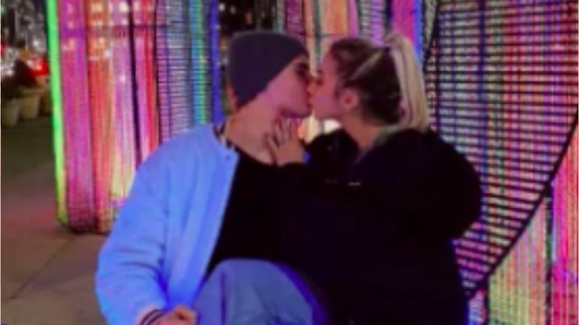 VOICI - Gad Elmaleh : son fils, Noé Elmaleh, franchit une grande étape avec sa compagne