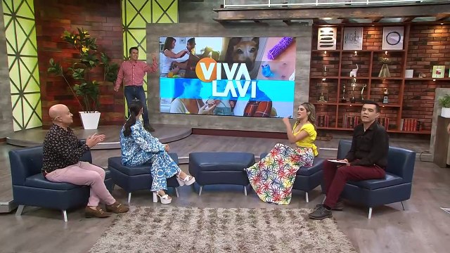 Rey Grupero hace broma a Alfredo Adame con mantas de clases de karate