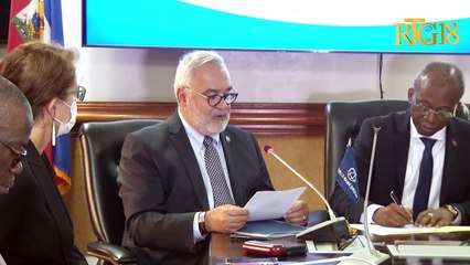 Ministè ekonomi siyen 3 akò finansman adisyonèl ak Bank mondyal ki vize finanse pwojè swen sante.