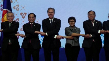 美 국무, 중국 무력시위에 "위기 조성 말아야" / YTN