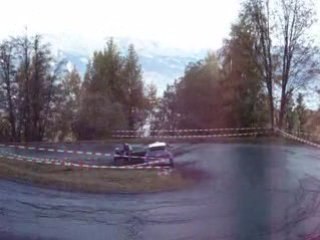 Sortie de route dans un rallye