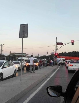 Son dakika haber: Kırmızı ışıkta geçen İETT aracı zincirleme kazaya neden oldu