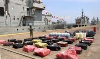 Meksika'da donanma ile uyuşturucu kaçakçıları arasında nefes kesen kovalamacaDonanma tarafından yakalanan teknede 1,6 ton kokain ele geçirildi