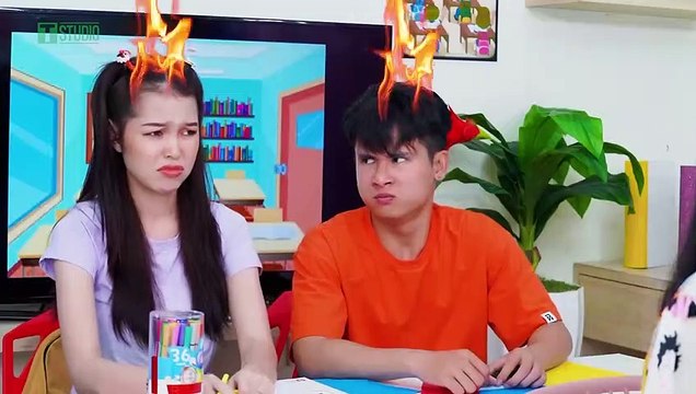 طرق مضحكة لتسلل الطعام الى صف دراسي من قبل TSTUDIO ARABIC_1080pFHR