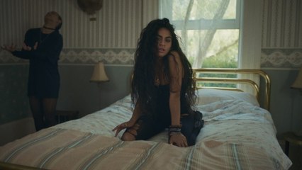 Jessie Reyez - MUTUAL FRIEND