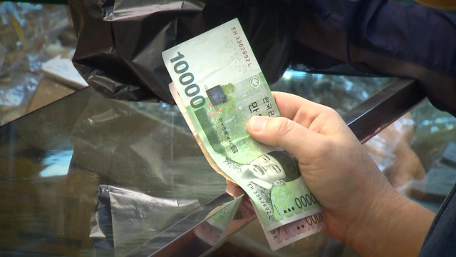 햄버거값도 부담 ...치솟는 물가에 소비도 변했다 / YTN