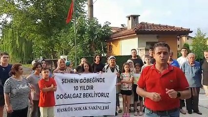 Erdoğan’ın Kocaeli’ne geleceğini duyan vatandaşlar eylem yaptı: “Şehrin göbeğinde 10 yıldır doğalgaz bekliyoruz”