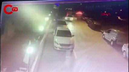 Büyükçekmece'de gasp: Sürücü direnince 'Kafasına sık' diye bağırdılar