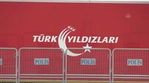 Türk Yıldızları gösteri uçuşu yaptı
