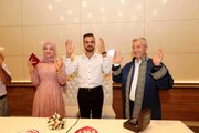Başkan Tahmazoğlu, işitme engelli çiftin nikahını işaret diliyle kıydı