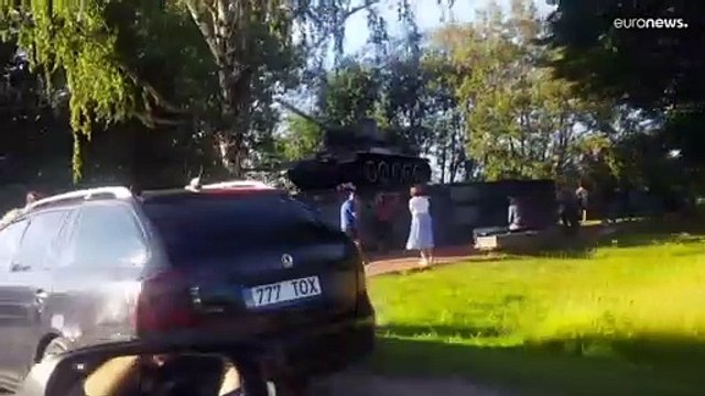 Kein Platz für Weltkriegspanzer: Estland und Lettland entfernen sowjetische Denkmäler