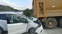 Kastamonu 3. sayfa: Hafif ticari araç hafriyat kamyonuna çarptı: 1 ağır yaralı