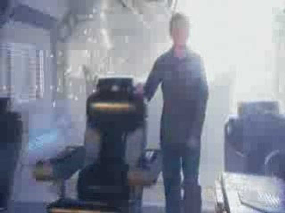 Stargate atlantis 4X20 here come the last man