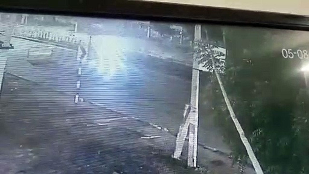Constable died : नाका पर तैनात कांस्टेबल को कार...