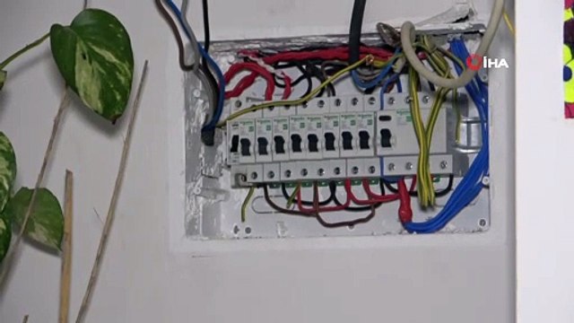 Böylesi görülmedi! Ev sahibi, kiracısının çelik kapısını çaldı
