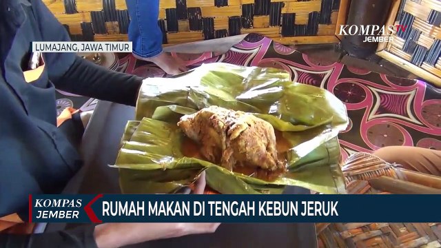 Rumah Makan di Kebun Jeruk, Sajikan Ayam Pedas Berbalut Daun Pisang
