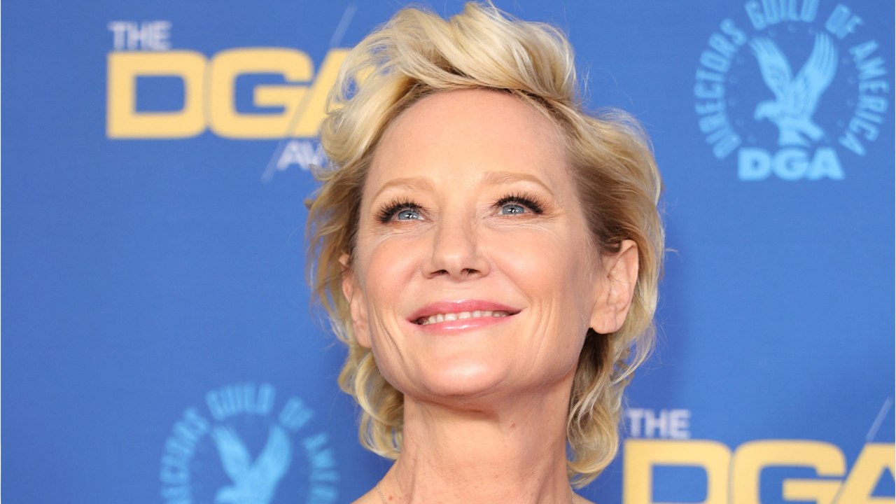 GALA VIDÉO - Anne Heche dans un état grave : l’actrice victime d’un grave accident de voiture