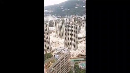 Download Video: Enchainement de démolition de batiments... impressionnant