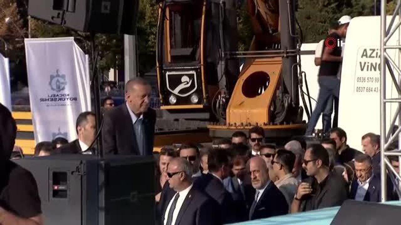 Son dakika haber! Cumhurbaşkanı Recep Tayyip Erdoğan: "Kendilerine milleti değil de, vesayeti, darbecileri, teröristleri, şu veya bu emperyalist güçleri, yoldaş...