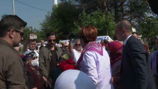 Bilecik gündem haberleri... Akşener, Bilecik Gölpazarı Esnafını Ziyaret Etti, Dertlerini Dinledi