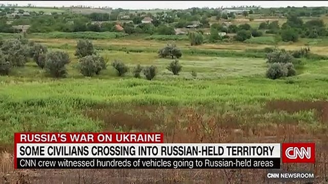 Ukrainian families navigate green corridor to Russian-occupied territories
