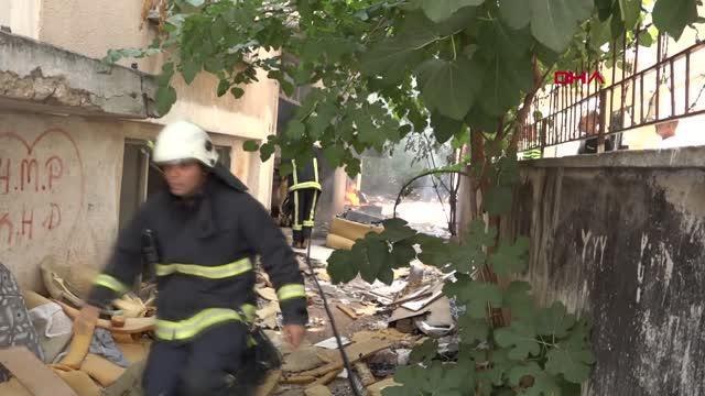 Son dakika haberi | METRUK BİNADAKİ YANGIN MAHALLE SAKİNLERİNİ KORKUTTU