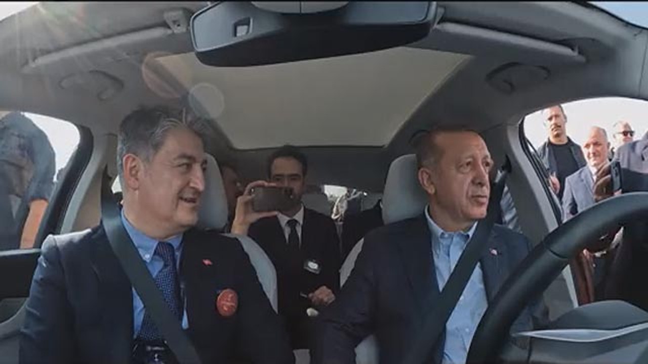 Cumhurbaşkanı Erdoğan'dan "Togg" paylaşımı