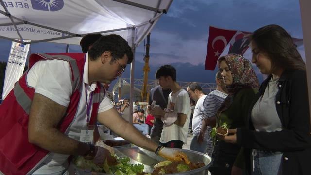 Antalya yerel: Antalya Büyükşehir Belediyesi Şanlıurfa Tanıtım Gecesi Düzenledi