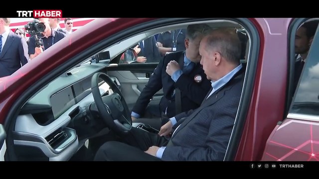 Cumhurbaşkanı Erdoğan yerli otomobili kullandı