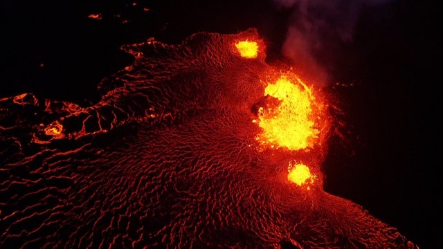 Islande : les gaz émanant d'une éruption volcanique menacent un village, et bientôt la capitale