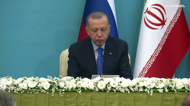 Calorosa telefonata fra i ministri degli esteri cinese e iraniano