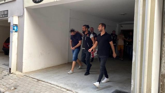 Aydın yerel haberleri: Aydın'da torbacı evine narkotik baskını: 4 gözaltı