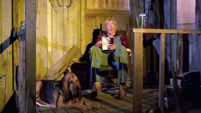 película Payasos asesinos del espacio exterior