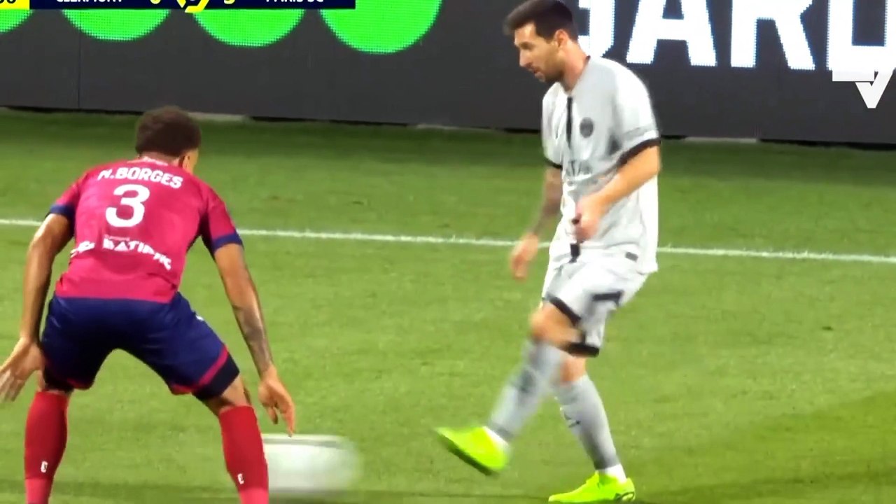 Lionel Messi Opens Season With Bicycle-Kick Goal